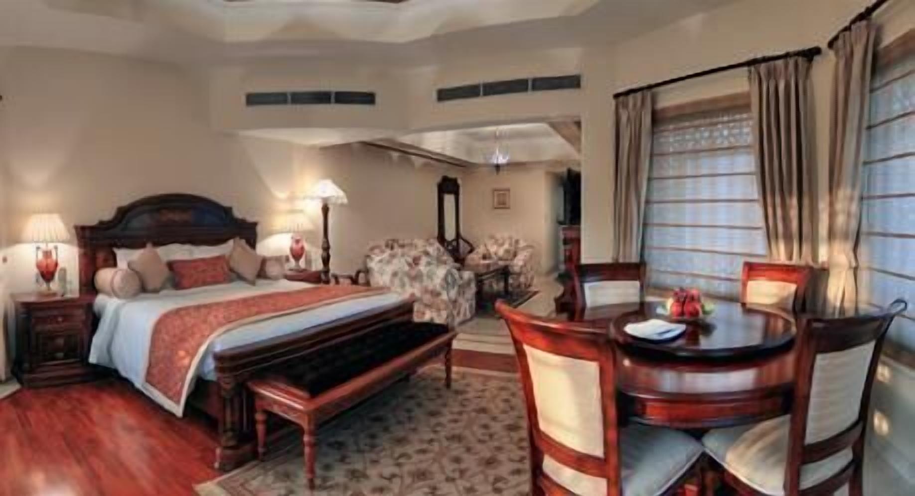 Orient Taj Hotel N Resorts アーグラ 部屋 写真
